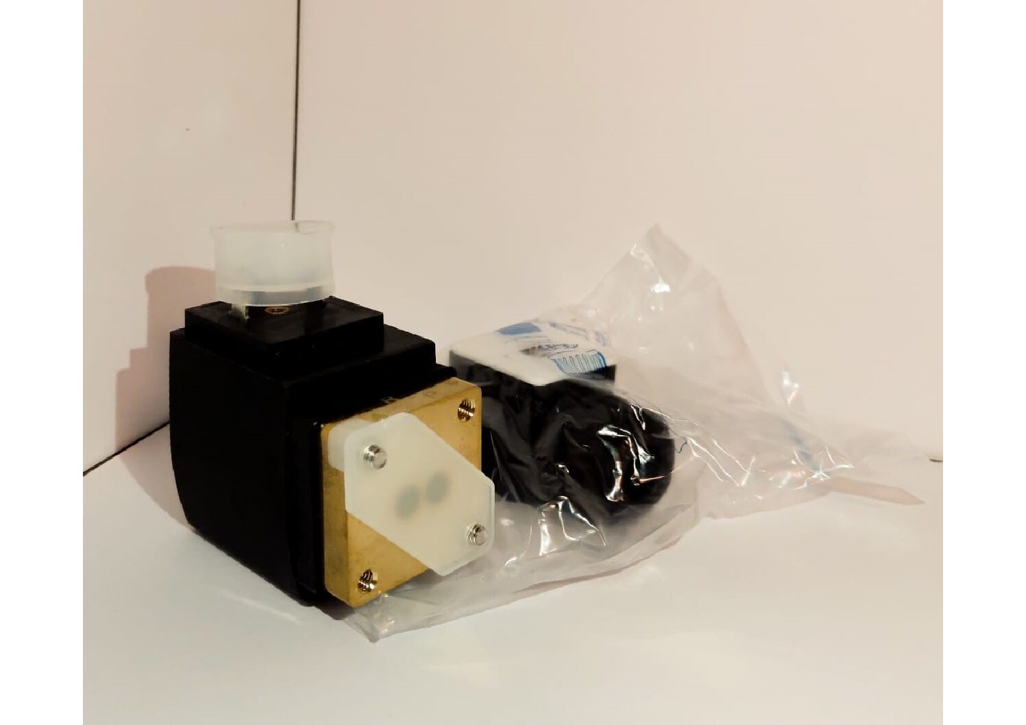 Solenoid Valve 1089062110