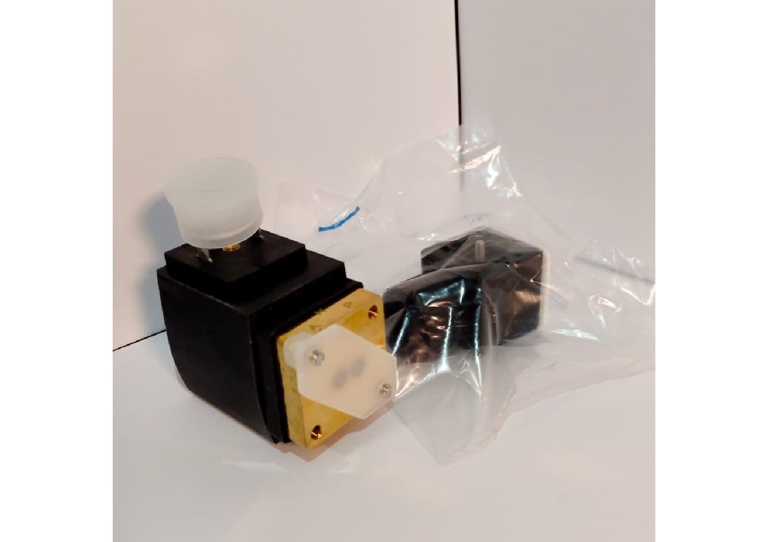 Solenoid Valve 1089062119